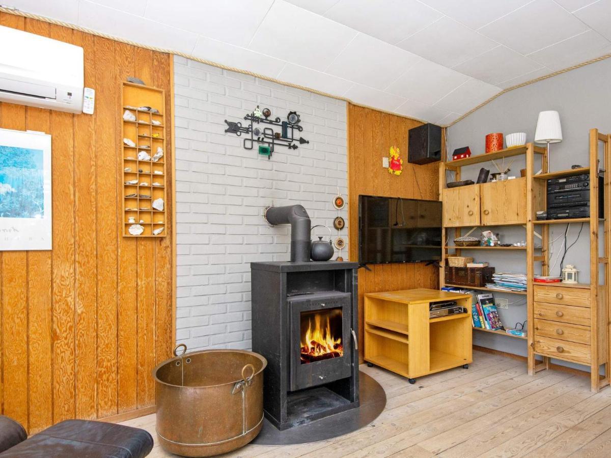5 Person Holiday Home In Odder Extérieur photo